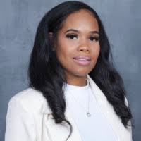 Courtney Middlebrooks's Instagram, Twitter & Facebook