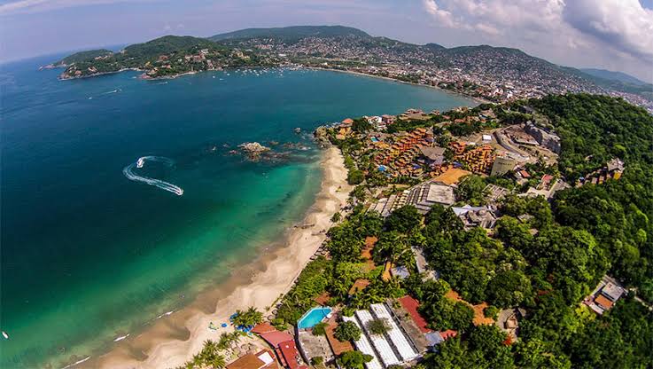 Resultado de imagen de fotos ixtapa