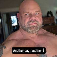 Adrian Mcgrady's Instagram, Twitter & Facebook