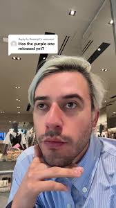 Replying to @Sweetp1 Hey everyone! LITTLE PSA regarding the latest drop at  Marc Jacobs THE STEPHEN SPROUSE X MJ D2 is only in pink! No other colors  were produced and as far as I know it, this is the ...