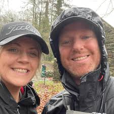 Second lot of courgettes being given away. Just glad someone can use them.