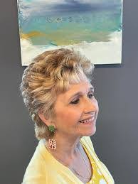 Linda Guckin's Instagram, Twitter & Facebook