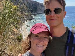 Two strangers moved into an apartment in Prague. Then they fell in love