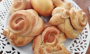 La pizza di pasqua dolce è una preparazione pasquale tipica di roma e provincia e dell'abruzzo. I Dolci Di Pasqua Tradizionali Da Assaggiare In Sicilia