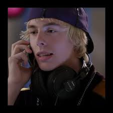 Crory Onthe Line Click to Watthe Taste