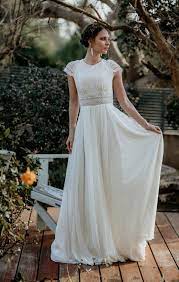 Pin By Elise Miranda Montes On Susie Dress Modest Wedding Dresses Boho Wedding Dress Short Wedding Dress