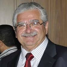 Dr. Angelo Scuderi opiniões