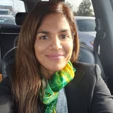 Anne Fernando's Instagram, Twitter & Facebook