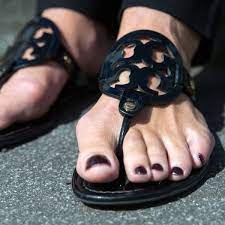 Hallux Valgus Was Hilft Bei Ballenzehen Der Spiegel