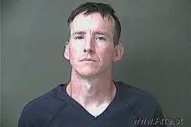 Dexter Whitten's Instagram, Twitter & Facebook