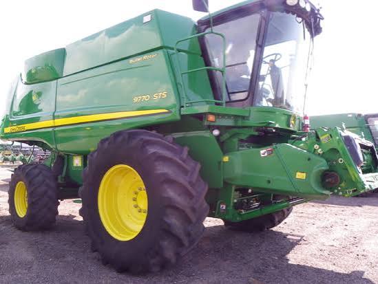John Deere 9770 STS Combine