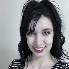 Ashley Renz's Instagram, Twitter & Facebook