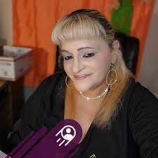 Going where the wind goes… @gratefuldead #sugarmagnolia hair:  @alyssacorrealemakeup makeup: @margiebremua #offduty #theszishlist #hair  #mystyle #nycstyle #hairextensions #gratefuldead  #nothinglefttodobutsmilesmilesmile