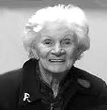 Ruth Lohr's Instagram, Facebook & TikTok