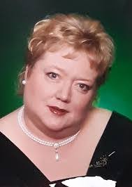 Debra Miles's Instagram, Twitter & Facebook