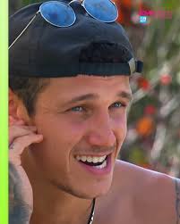 A flirty brekky for Tyra and Aidan 🍳❤️, #LoveIslandAU