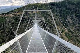 Maybe you would like to learn more about one of these? Tembus Pandang Inilah Jembatan Gantung Terpanjang Di Dunia Berani Coba