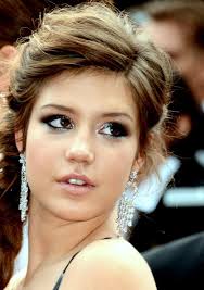 Adèle exarchopoulos is a french actress with partially greek roots (her grandfather was greek). Adele Exarchopoulos Wikipedia