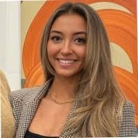 Maddy Briscoe's Instagram, Twitter & Facebook