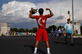 Türkei gegen italien heute live: Italien Gegen Turkei Turkei Fans In Rom Sind Heiss Auf Den Em Anpfiff Fussball Stuttgarter Zeitung