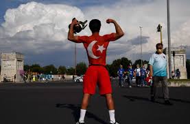 From argentina vs chile to france vs germany: Italien Gegen Turkei Turkei Fans In Rom Sind Heiss Auf Den Em Anpfiff Fussball Stuttgarter Zeitung