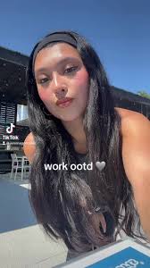 shes backk🫶🏻 #ootd #fashion #workootd #nannylife