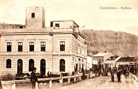 This place is situated in suceava, romania, its geographical coordinates are 47° 33' 0 north, 25° 54'. Povestea AsezÄrilor Bucovinene RevÄzutÄ Gura Humorului Dragusanul Ro