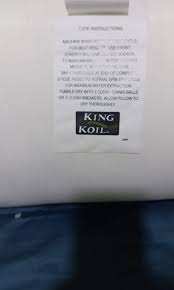 Beli bantal kingkoil microfiber king koil pillow micro fiber hotel quality limited stock. Jual Bantal Guling King Koil Murah Original 100 Perabotan Rumah Di Carousell
