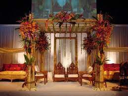 E indoor outdoor biaya paket photo booth murah gedung sempit nikahan adat jawa resepsi bunga pesta gapura elegan serba rangkaian decor hajatan dalam nuansa meja sunda toraja untuk simpel dari bambu balon rias bugis daftar hias. Dekorasi Pernikahan Indoor Minimalis Hemat Budget Yang Bisa Kamu Pilih Wedding Market