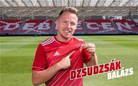 Balázs dzsudzsák (born 23 december 1986) is a hungarian footballer who plays as a right midfield for the hungary national team. Bunkosag Dzsudzsak Balazs Egy Bubi Allomason Parkolt A Bentley Jevel