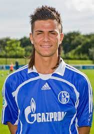 Danny latza (born 7 december 1989) is a german footballer who currently plays as a midfielder for 1. Arne Steinberg Sur Twitter Dinge Die Ich In Meinem Leben Gerne Gehabt Hatte 1 Einen Tag Wie Danny Latza Gestern 2 Eine Frisur Wie Danny Latza Fruher Https T Co N6vwao7hrx