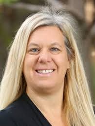 Nicole Haire's Instagram, Twitter & Facebook