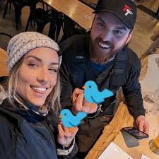 Never in my life have I ever met someone who is so loved by so many people.  ❤️ Olaf, that big heart of yours that you like to wear