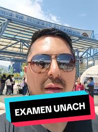 Proceso de Resolución del Examen en la UNACH