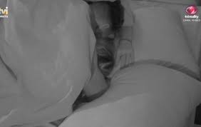 Contudo, a concorrente de cascais não foi de modas e contrariou o discurso do casalinho. Mae De Zena Do Bb Fala De Cenas De Sexo Dentro Da Casa E Acha Bem Que A Filha Se Entregue A Andre Nacional Flash