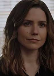 Fan Casting Sophia Bush as Judith Gilbert Maxwell in The Vampire diaries  similar to the books