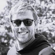 Elinor Bryant's Instagram, Twitter & Facebook