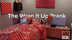Har du udskiftede kaffe station sukker pakker med salt? 6 Dorm Safe April Fool S Pranks You Ve Got To Try