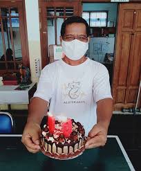 Ia disediakan secara lengkap dan tersusun untuk memudahkan anda beramal dengan doa tersebut. Komsos Santo Martinus Weleri è²¼æ–‡ Facebook