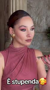 Attrici turche: la passione per la terra mara 🇹🇷