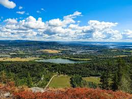 Dagens mål var skaugumåsen, om grosetkollen fra stokker hvor jeg bor denne uka. 7 Topper Med Panoramautsikt I Vestmarka Fantastiske Marka