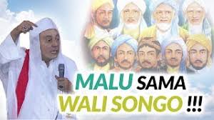 Selain menjadi pendakwah, habib luthfi juga menjadi ketua majelis ulama indonesia jawa tengah. Muhammad Luthfi Bin Yahya Wikivisually