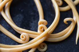 Wurmer Im Stuhl Symptome Ansteckung Hausmittel Kanyo