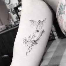 Tattoo welle schwarze tattoos tattoo künstler beeindruckende tattoos tattoo vorlagen tattoo ideen tatoo. Disenos Tatuajes De Lunas Para Mujeres Y Hombres 2020