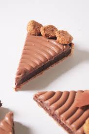 Tarte Au Chocolat Noir Et Lait Streusel Noisette Recette Olivia Patisse Tarte Au Chocolat Tarte Au Chocolat Noir Chocolat