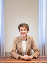 Le conseil fédéral se compose de sept personnes, qui sont chacune à la tête d'un des sept départements. Le Patronage Du Conseil Federal Dynamise Le Prix Lignum 2021 Lignum Geneve