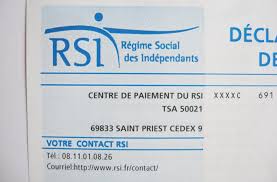 Il peut alors déclarer ses revenus de façon mensuelle ou trimestrielle, choix auquel il doit se tenir pendant une année civile. Blogueuse Crea L Interet D Etre Auto Entrepreneur