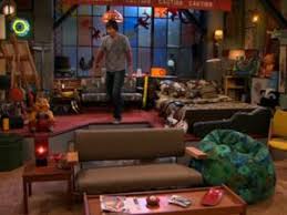 Dabei wird lewbert durch eine explosion verletzt. Carlys Apartment Icarly Pedia Fandom