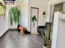 Pembahasan mengenai rumah adalah salah satu topik yang tidak akan pernah ada habisnya 18 desain inspiratif rumah minimalis modern atap miring di negeri kita dimaklumi terdapat beberapa jenis atap yang sering kali digunakan dalam. 25 Desain Teras Rumah Minimalis Cantik Dan Elegan