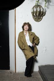 Veja mais ideias sobre jane birkin, estilo jane birkin, john barry. Jane Birkin Yes Jane Birkin On Her Best Outfit Ever Repeller